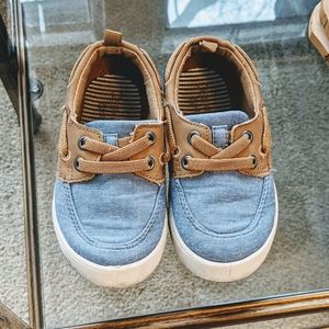 OshKosh light blue boat shoes